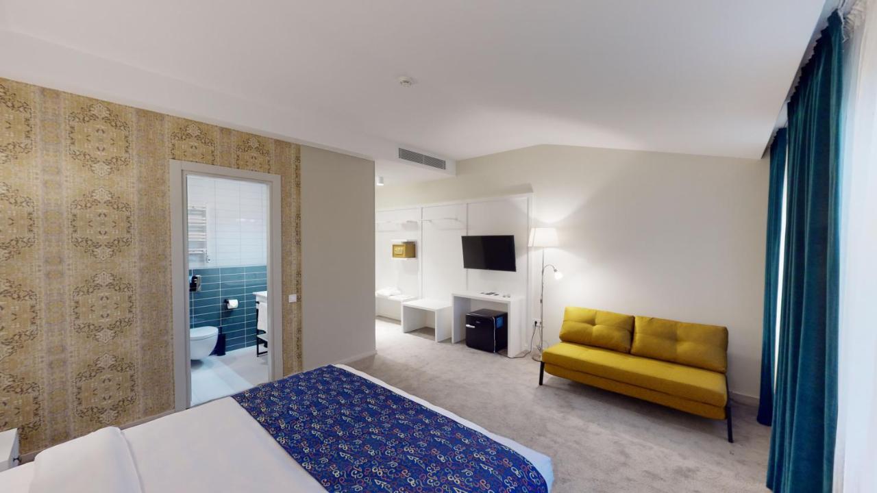 Epigraph Design Kosher Hotel ティビリシ エクステリア 写真