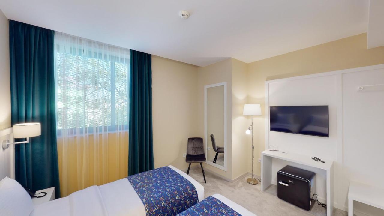 Epigraph Design Kosher Hotel ティビリシ エクステリア 写真