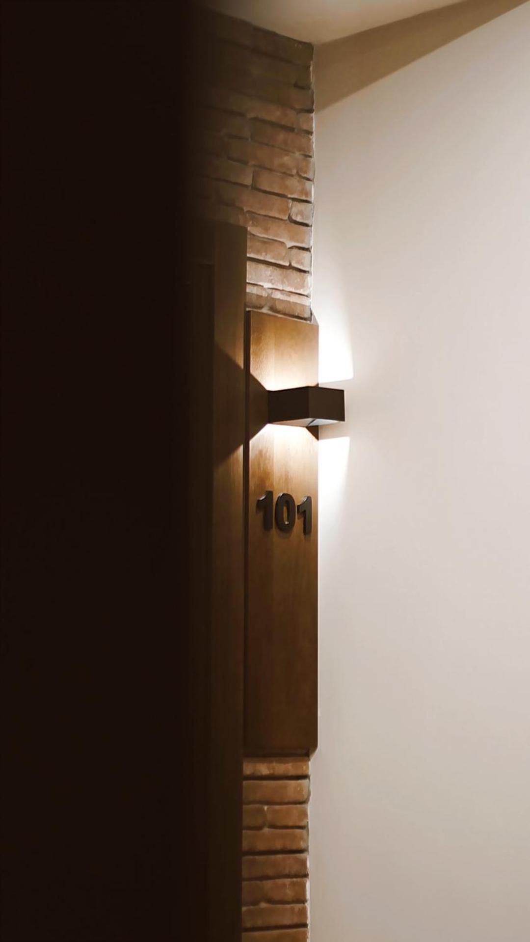 Epigraph Design Kosher Hotel ティビリシ エクステリア 写真